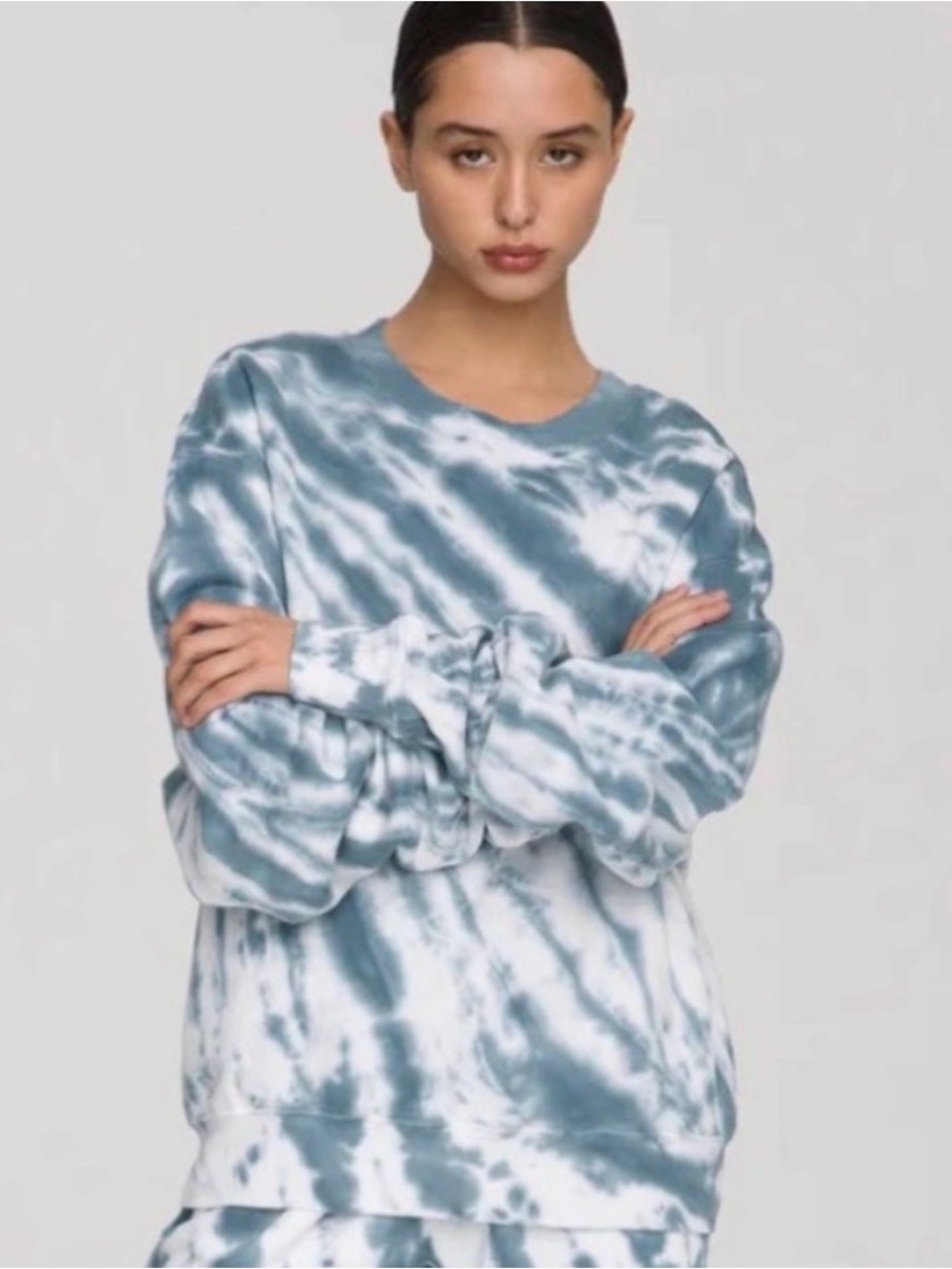 Good American Women's Tie Dye Boyfriend Sweatshirt Sz 3 Large Blue Cotton Tie Dy